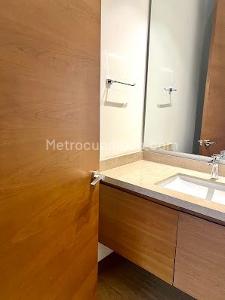 Apartamento de 2 alcobas en venta en Santa Barbara Alta, Bogotá, 152 m² · foto 11 de 15