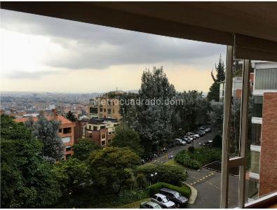 Apartamento de 3 alcobas en venta en Los Rosales, Bogotá, 245 m² · foto 14 de 20