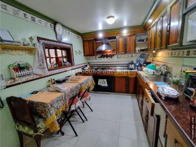Casa de 3 alcobas en venta en Bosque De Pinos, Bogotá, 254 m² · foto 11 de 17