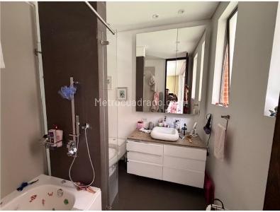 Apartamento de 3 alcobas en venta en Chico, Bogotá, 295 m² · foto 6 de 18