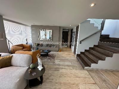 Apartamento de 3 alcobas en venta en Santa Barbara Alta, Bogotá, 190 m² · foto 9 de 19