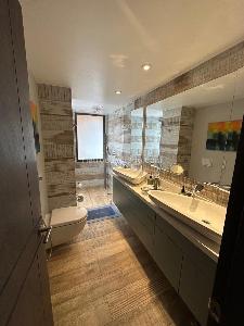 Apartamento de 3 alcobas en venta en Santa Barbara Alta, Bogotá, 190 m² · foto 10 de 19