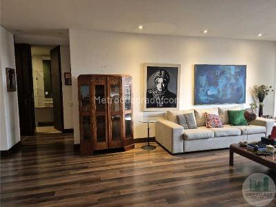 Apartamento de 2 alcobas en venta en Chico Virrey, Bogotá, 111 m² · foto 5 de 19