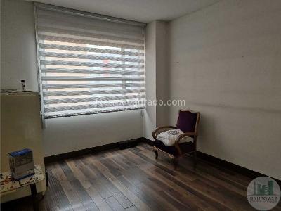 Apartamento de 2 alcobas en venta en Chico Virrey, Bogotá, 111 m² · foto 9 de 19