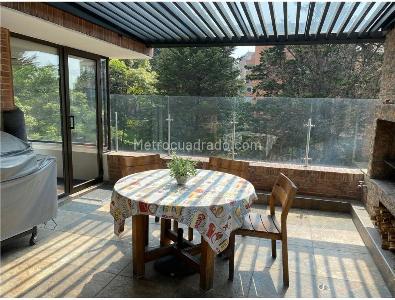 Apartamento en venta en Los Rosales, Bogotá · foto 2 de 19