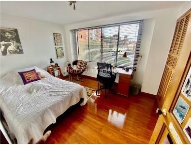 Apartamento en venta en Los Rosales, Bogotá · foto 11 de 19