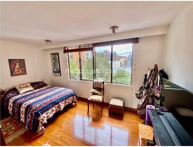 Apartamento en venta en Los Rosales, Bogotá · foto 17 de 19