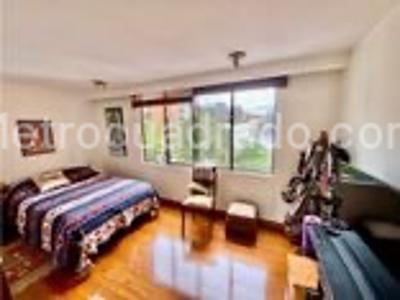 Apartamento en venta en Los Rosales, Bogotá · foto 18 de 19