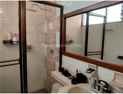 Casa de 3 alcobas en venta en Villa Magdala, Bogotá, 179 m² · foto 15 de 20