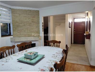 Casa de 3 alcobas en venta en Villa Magdala, Bogotá, 179 m² · foto 9 de 20