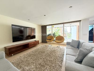 Casa de 4 alcobas en arriendo en Chico El Refugio, Bogotá, 580 m² · foto 14 de 15