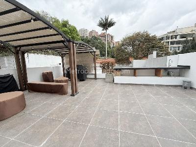 Casa de 4 alcobas en arriendo en Chico El Refugio, Bogotá, 580 m² · foto 2 de 15