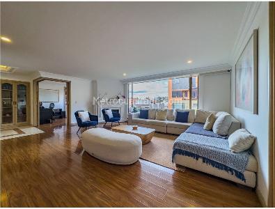 Apartamento de 3 alcobas en venta en El Nogal, Bogotá, 200 m² · foto 3 de 12