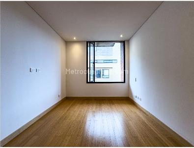 Apartamento de 3 alcobas en venta en Chico Virrey, Bogotá, 171 m² · foto 8 de 20
