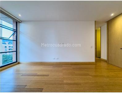 Apartamento de 3 alcobas en venta en Chico Virrey, Bogotá, 171 m² · foto 16 de 20