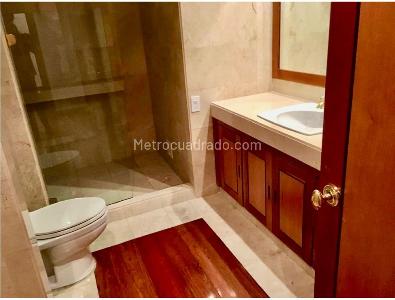 Apartamento en venta en Los Rosales, Bogotá · foto 8 de 17