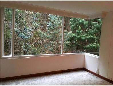 Apartamento de 3 alcobas en venta en Los Rosales, Bogotá, 245 m² · foto 12 de 17