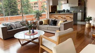 Apartamento de 2 alcobas en venta en Chico Reservado, Bogotá, 150 m² · foto 3 de 20