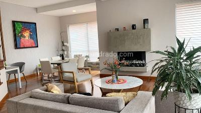 Apartamento de 2 alcobas en venta en Chico Reservado, Bogotá, 150 m² · foto 1 de 20