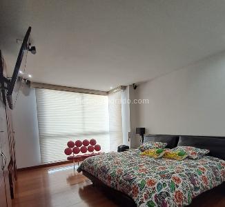 Apartamento de 3 alcobas en venta en Chico Navarra, Bogotá, 143 m² · foto 7 de 10
