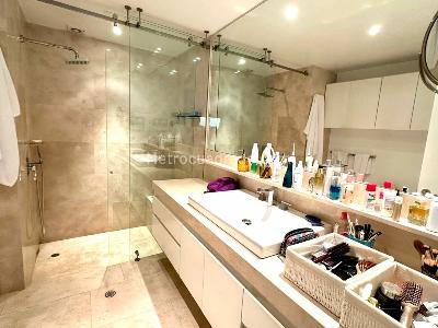 Apartamento de 2 alcobas en venta en Chico, Bogotá, 150 m² · foto 8 de 12