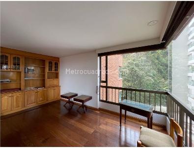 Apartamento en venta en Los Rosales, Bogotá · foto 6 de 18