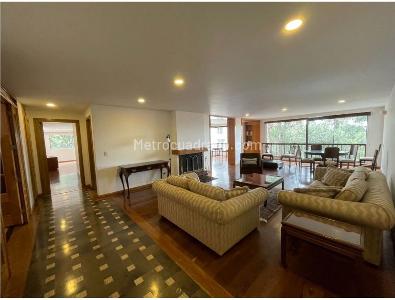 Apartamento en venta en Los Rosales, Bogotá · foto 3 de 18