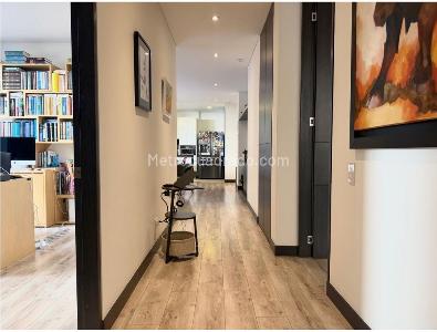 Apartamento de 3 alcobas en venta en Chico Norte, Bogotá, 130 m² · foto 9 de 20
