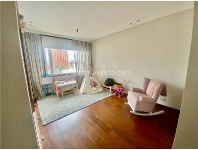 Apartamento de 4 alcobas en venta en La Cabrera, Bogotá, 392 m² · foto 12 de 19