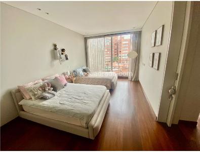Apartamento de 4 alcobas en venta en La Cabrera, Bogotá, 392 m² · foto 13 de 19