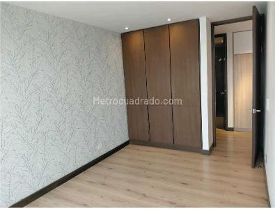 Apartamento de 3 alcobas en venta en San Patricio, Bogotá, 137 m² · foto 14 de 17