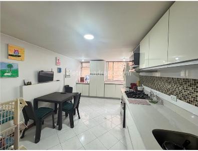 Apartamento de 3 alcobas en venta en El Virrey, Bogotá, 113 m² · foto 6 de 10