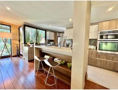 Apartamento de 3 alcobas en venta en Refugio Alto, Bogotá, 247 m² · foto 8 de 20