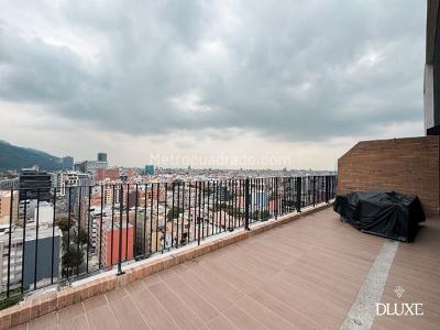 Apartamento de 2 alcobas en venta en Santa Barbara Alta, Bogotá, 174 m² · foto 2 de 18