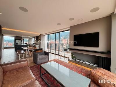 Apartamento de 2 alcobas en venta en Santa Barbara Alta, Bogotá, 174 m² · foto 3 de 18