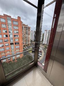 Apartamento de 3 alcobas en venta en Chico Santa Barbara, Bogotá, 160 m² · foto 5 de 20
