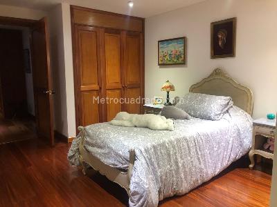 Apartamento en venta en Los Rosales, Bogotá · foto 17 de 19