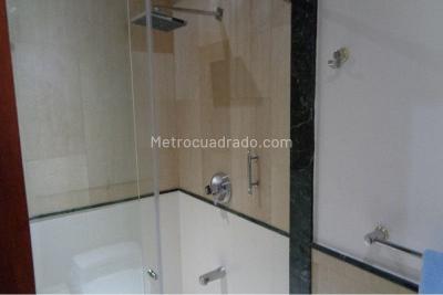 Apartamento de 3 alcobas en venta en Chico Norte, Bogotá, 224 m² · foto 4 de 20