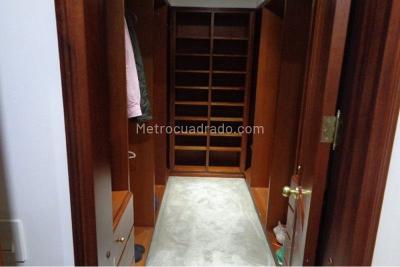Apartamento de 3 alcobas en venta en Chico Norte, Bogotá, 224 m² · foto 5 de 20