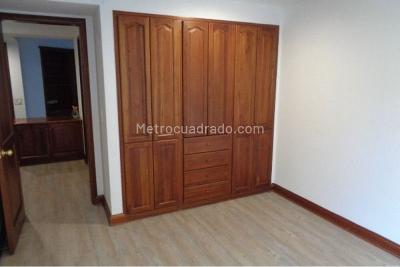 Apartamento de 3 alcobas en venta en Chico Norte, Bogotá, 224 m² · foto 10 de 20