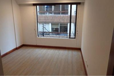 Apartamento de 3 alcobas en venta en Chico Norte, Bogotá, 224 m² · foto 11 de 20