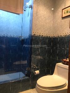 Apartamento de 3 alcobas en venta en Los Rosales, Bogotá, 206 m² · foto 16 de 20