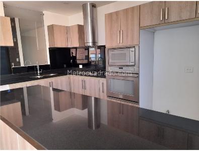 Apartamento de 4 alcobas en arriendo en Rincon Del Chico, Bogotá, 200 m² · foto 10 de 13