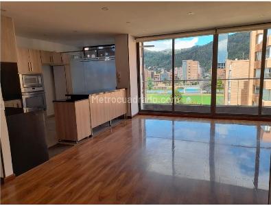 Apartamento de 4 alcobas en venta en Rincon Del Chico, Bogotá, 200 m² · foto 3 de 13