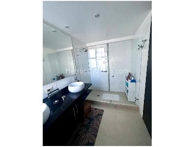 Apartamento de 2 alcobas en venta en Ricon Del Chico, Bogotá, 98 m² · foto 7 de 9