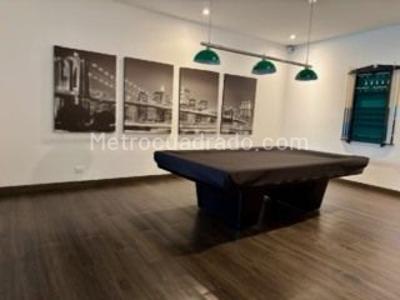 Apartamento de 2 alcobas en venta en Chico Norte, Bogotá, 150 m² · foto 13 de 13
