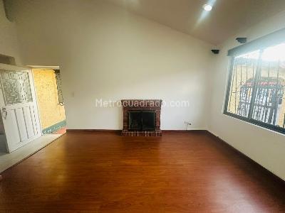 Casa de 3 alcobas en venta en Villas Del Prado, Bogotá, 138 m² · foto 4 de 20