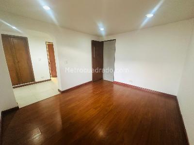 Casa de 3 alcobas en venta en Villas Del Prado, Bogotá, 138 m² · foto 2 de 20