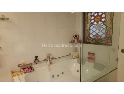 Apartamento en venta en Santa Barbara, Bogotá · foto 10 de 18