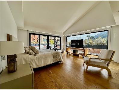Apartamento de 4 alcobas en venta en Los Rosales, Bogotá, 260 m² · foto 14 de 20